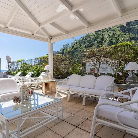 Villa Copabeach - Rooftop Sea Living - Front