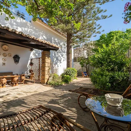 Copabeach - Rooftop Sea Living - Front Villa